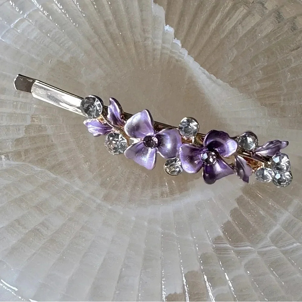 Chic Lavender Floral Hair Clip